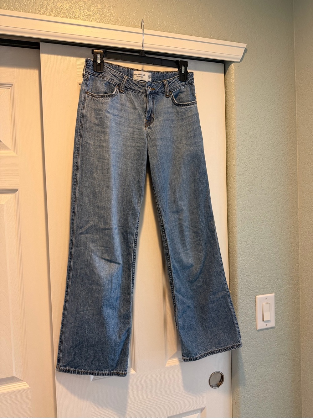 abercrombie kids, Relaxed Fit, Wide-Leg Jeans, Girls Size 13-14